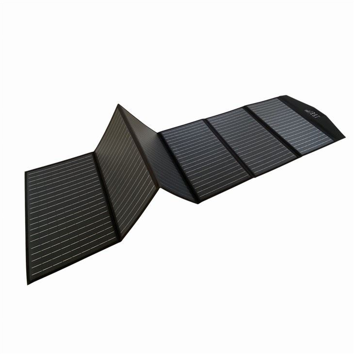 Duży składany panel słoneczny